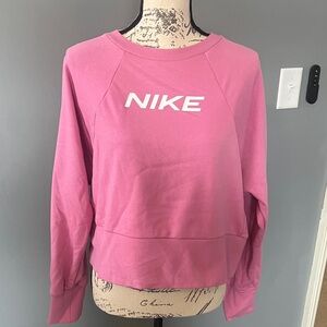 Nike Medium NWT Women's Vibrant Pink Crewneck Sweatshirt